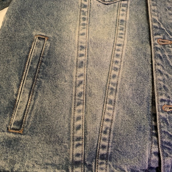TR Jean Jacket - Picture 4 of 9